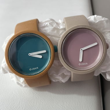 Coppia di orologi O clock