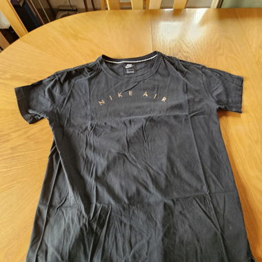 T-shirt Nike Air nero taglia L