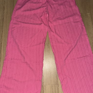 Pantalon pour femmes rose