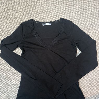 Bershka Long-Sleeve Shirt black