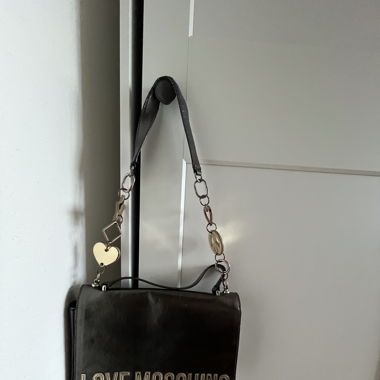 Borsa di Moschino / Tasche von Moschino