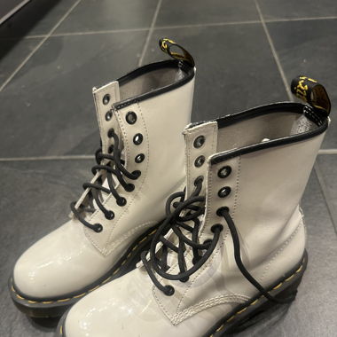 Dr Martens Weiss