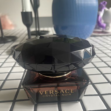 Versace Crystal Noire 