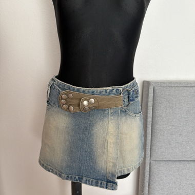Denim mini skirt with belt