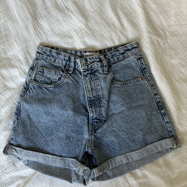 Zara Jeansshorts 