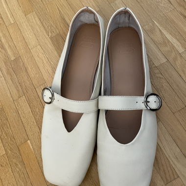 Cream Mary-Jane Ballerinas
