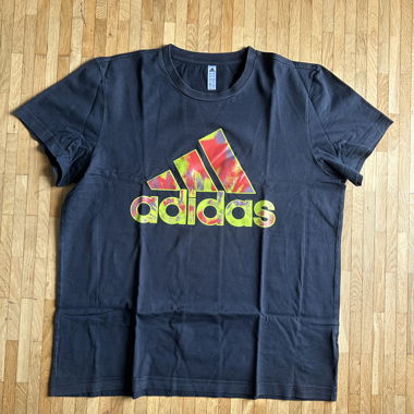 Adidas T-Shirt