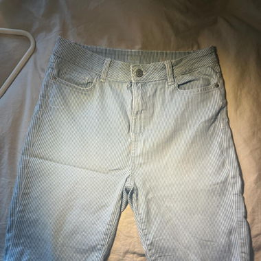 Dreiviertel Jeans