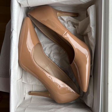 Pumps/ High Heels/ Courts