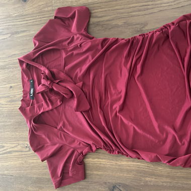 Short arm dress