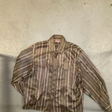 striped shirt 