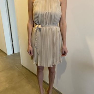 Abito da cocktail beige