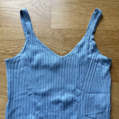 Blaues Tanktop