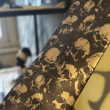 brownish skull tie