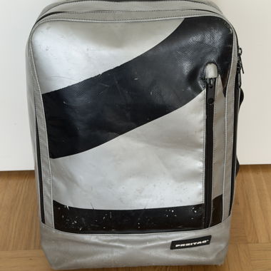 Freitag F306 Hazzard