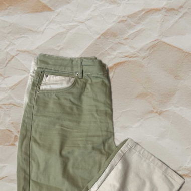 BERSHKA Green & White