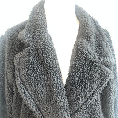 Manteau fausse fourrure 