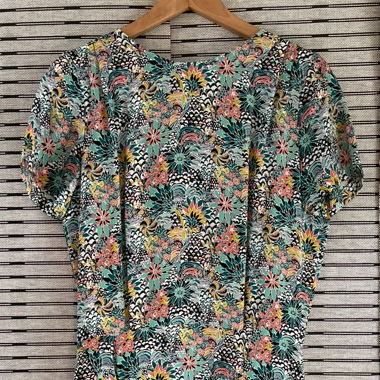 Sommerliches Seidenkleid Gr 36