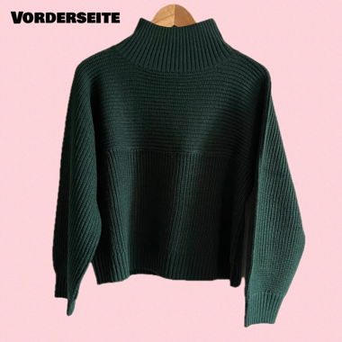 Dunkelgrüner Pullover