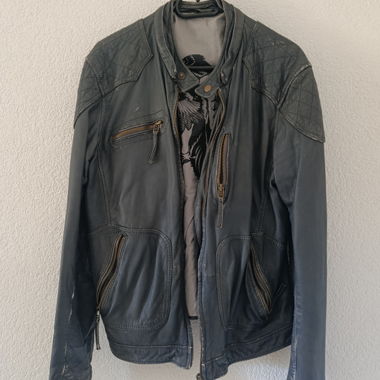 Bikerjacke aus echtem Leder