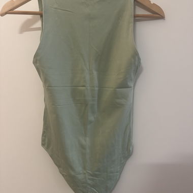 Body verde senza maniche