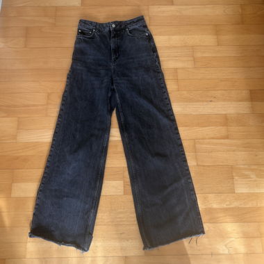 black mango jeans
