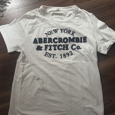 T-shirt Abercrombie
