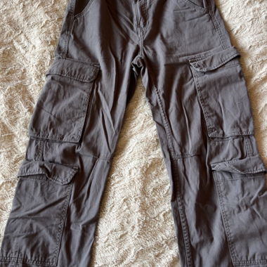 Pantaloni cargo grigio scuro