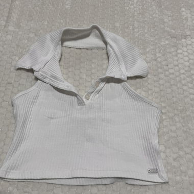 Top corto a costine bianco