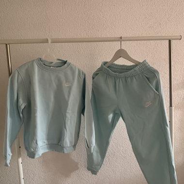 Nike-Blau-Set