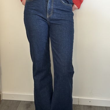 Jeans a zampa blu scuro