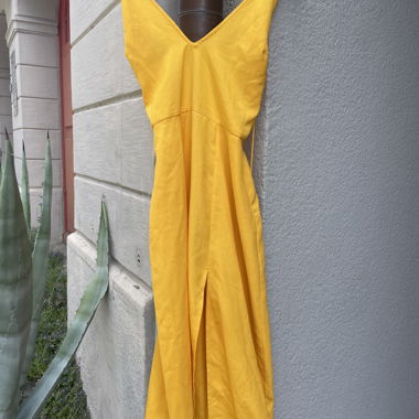 Yellow long dress (open back)