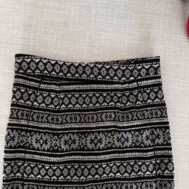 Patterned Mini skirt 