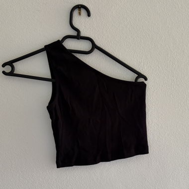Schwarzes asymmetrisches Top von Even&Odd