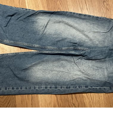 Subdued low waist Jeans