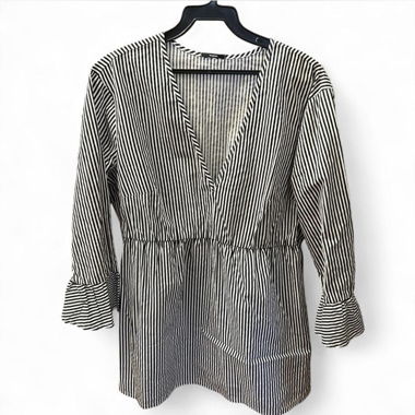 Blouse à encolure en V rayée