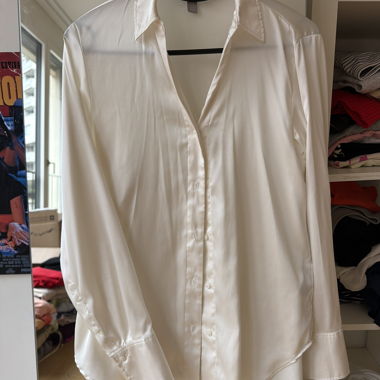 Blusa crema setosa