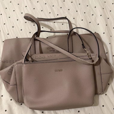 GUESS rosa Shopper mit Täschchen