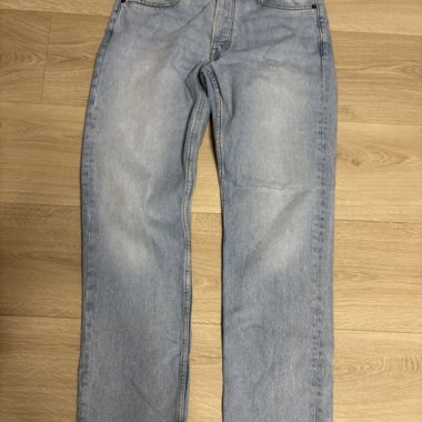 Jean droit bleu clair de Zara, EUR40