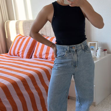 Weite High-Waist Jeans