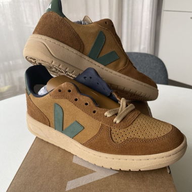 VEJA V-10 Suede Extra Wildleder Gr. 38 neu!