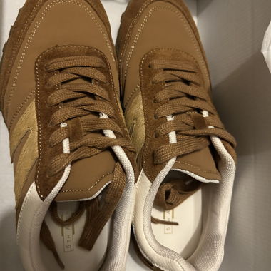 Sneakers 5th Avenue