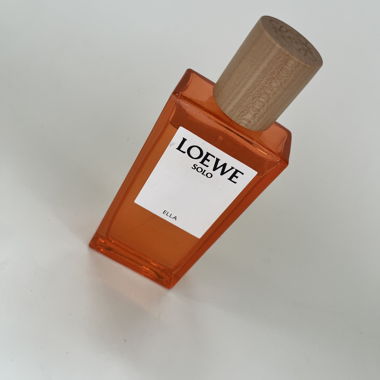 Loewe Solo, Ella