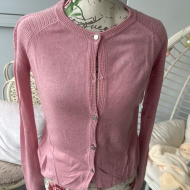 Cardigan rosa in maglia