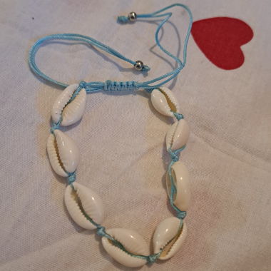 Armband mit echten Muscheln