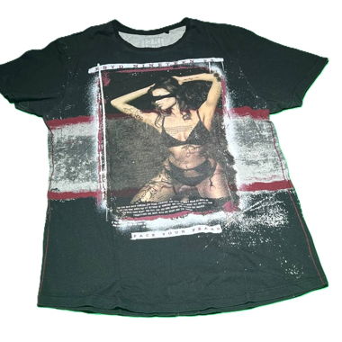 Men's T-shirt - Size M