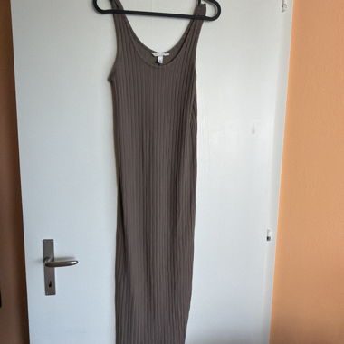 Geripptes Trägerkleid