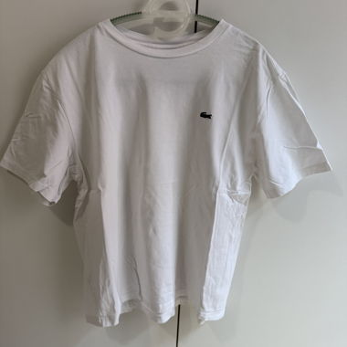 Weisses Lacoste-T-Shirt mit Rundhalsausschnitt