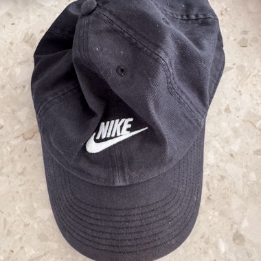 Black Nike Baseball Cap