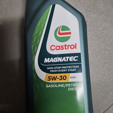 Castrol Magnatec Engine Oil 5W-30